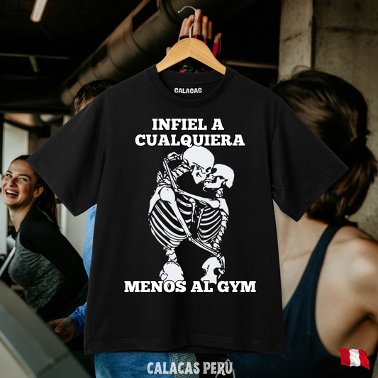Polo - Infiel a cualquiera menos al gym